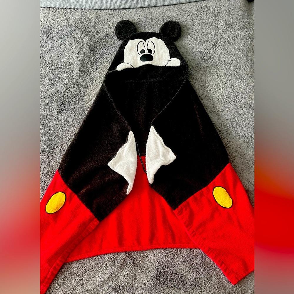 Mickey mouse + Walrus robes